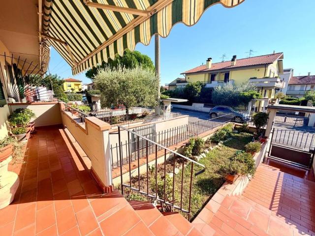 Casa indipendente in vendita a Montemurlo PO