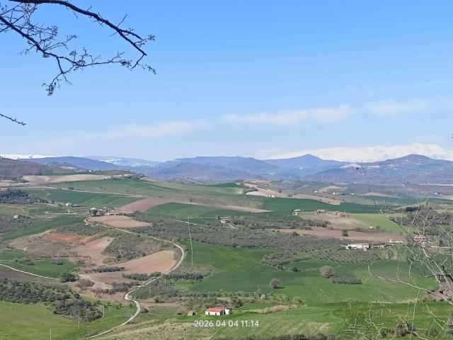 Casa indipendente in vendita a Montenero di Bisaccia CB