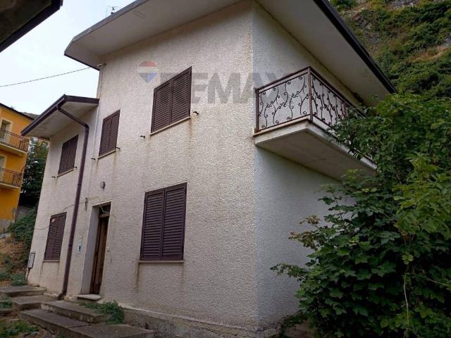 Casa indipendente in vendita a Montenerodomo CH