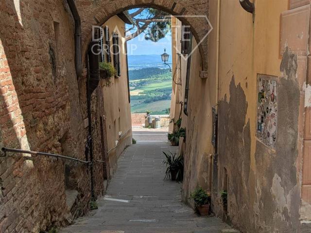 Casa indipendente in vendita a Montepulciano SI