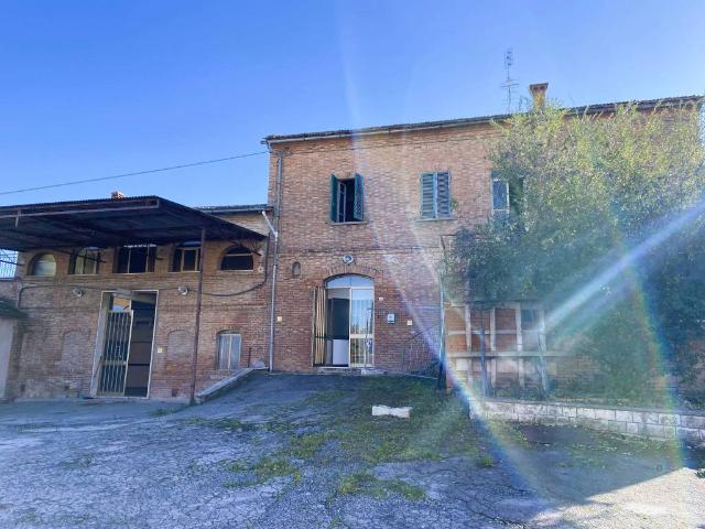 Casa indipendente in vendita a Montepulciano SI