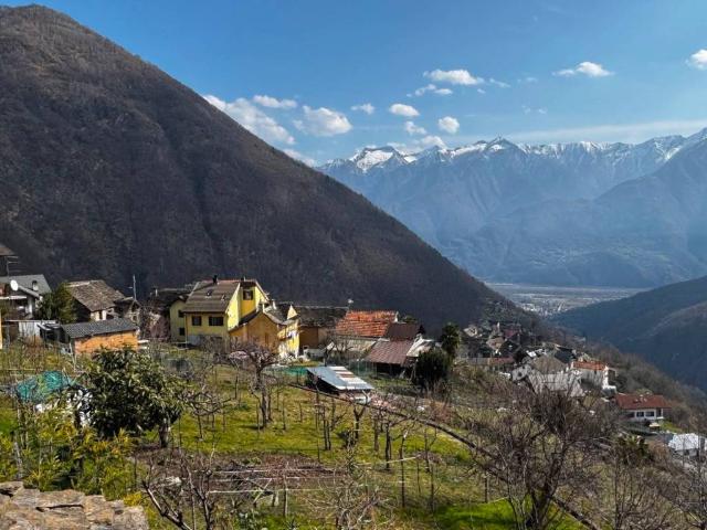 Casa indipendente in vendita a Montescheno VB