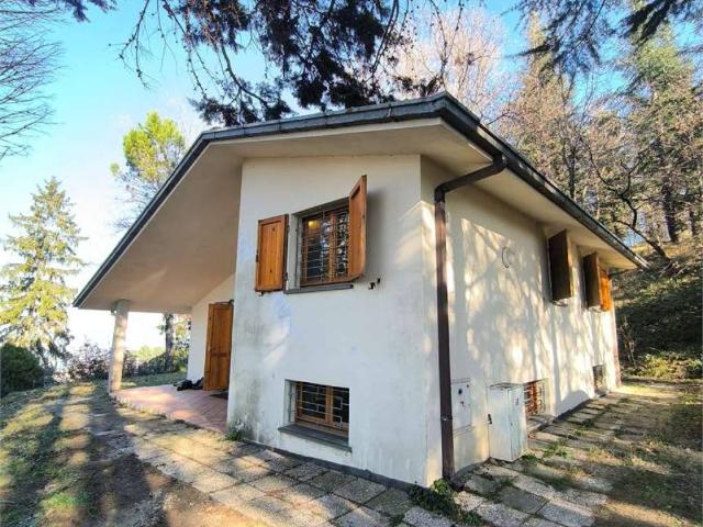 Casa indipendente in vendita a Montescudo Montecolombo RN