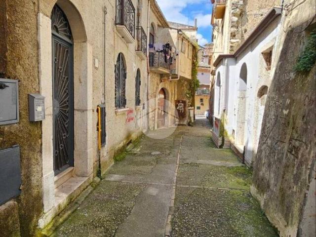Casa indipendente in vendita a Montesarchio BN