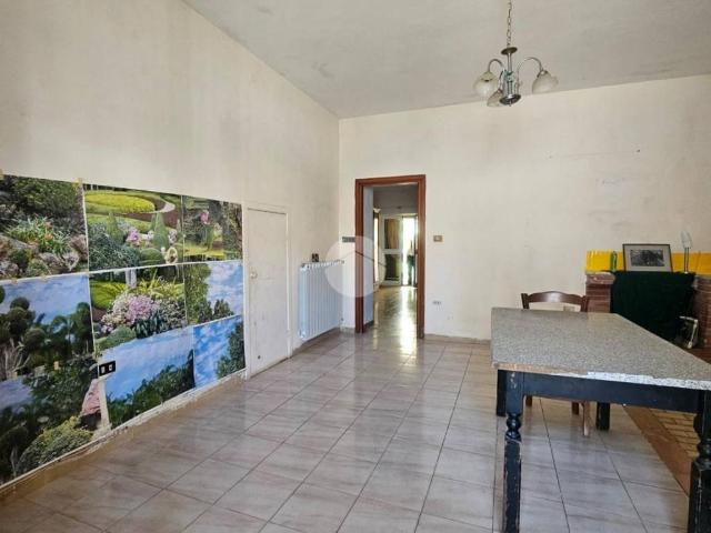 Casa indipendente in vendita a Montesarchio BN