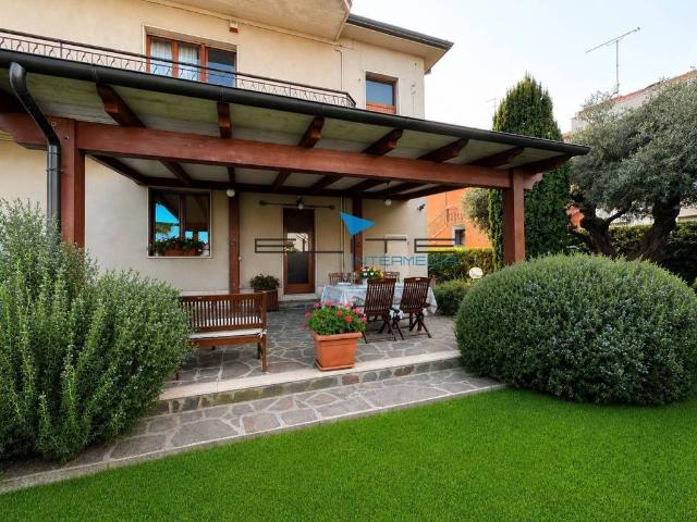 Casa indipendente in vendita a Montesilvano PE