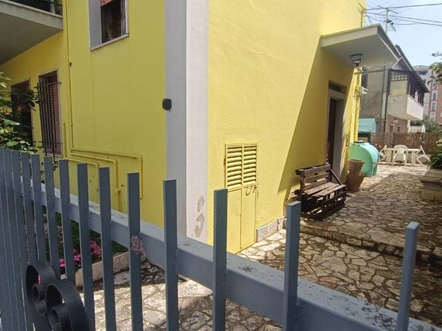 Casa indipendente in vendita a Montesilvano PE