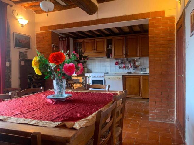 Casa indipendente in vendita a Montespertoli FI