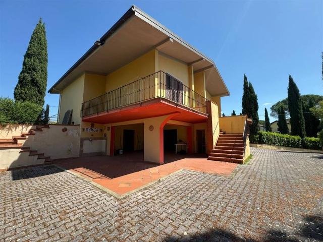 Casa indipendente in vendita a Montespertoli FI
