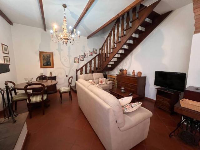 Casa indipendente in vendita a Montespertoli FI