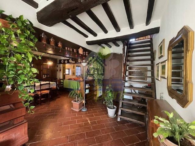 Casa indipendente in vendita a Monticelli d'Ongina PC
