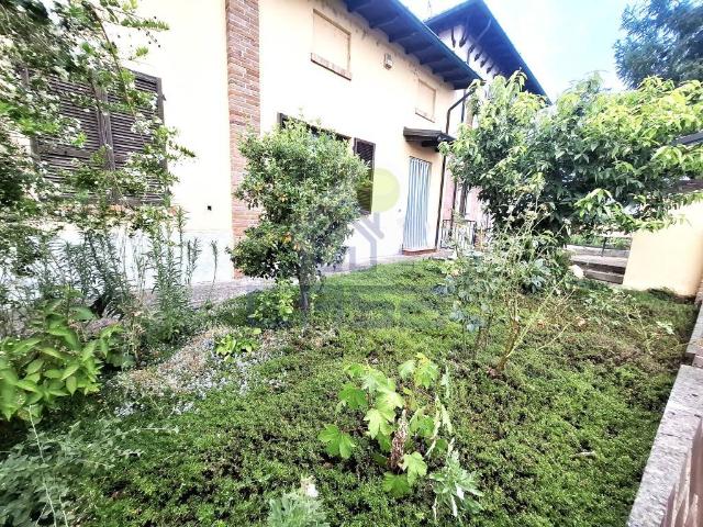 Casa indipendente in vendita a Monticelli d'Ongina PC