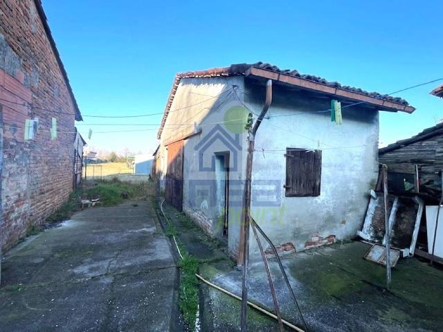 Casa indipendente in vendita a Monticelli d'Ongina PC