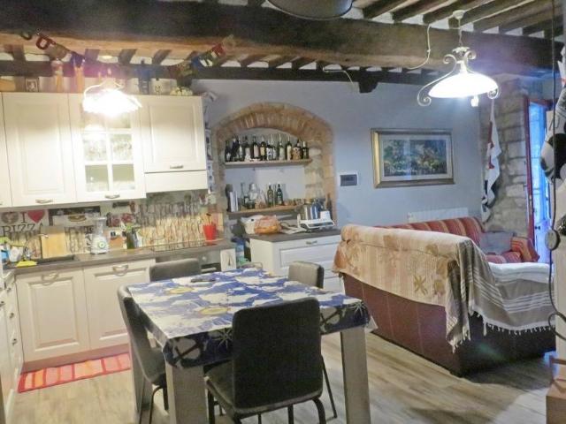 Casa indipendente in vendita a Monticiano SI