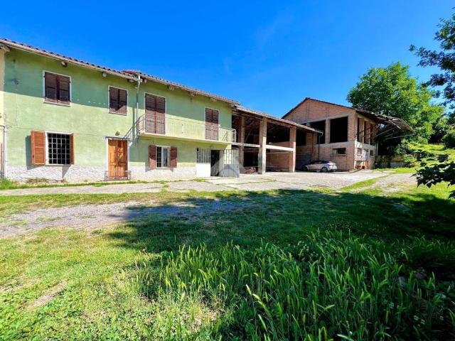 Casa indipendente in vendita a Montiglio Monferrato AT
