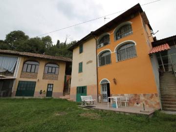 Casa indipendente in vendita a Montiglio Monferrato AT
