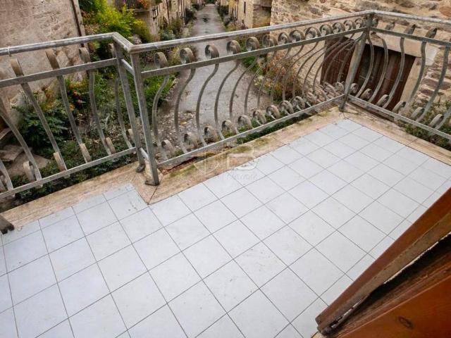 Casa indipendente in vendita a Montignoso MS