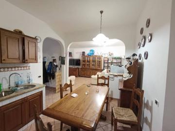Casa indipendente in vendita a Montignoso MS