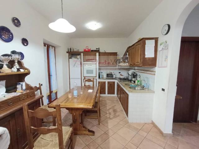 Casa indipendente in vendita a Montignoso MS
