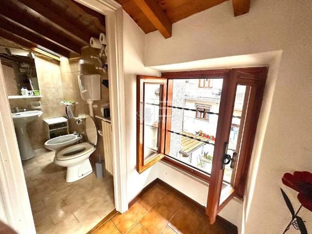 Casa indipendente in vendita a Montignoso MS