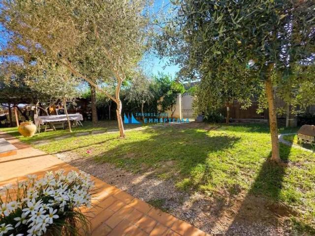 Casa indipendente in vendita a Montignoso MS