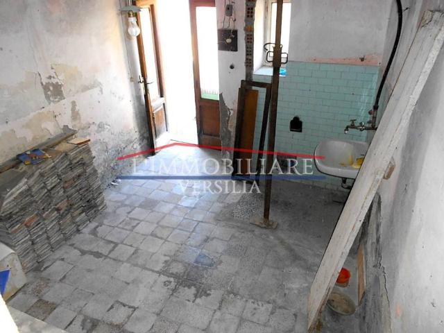 Casa indipendente in vendita a Montignoso MS