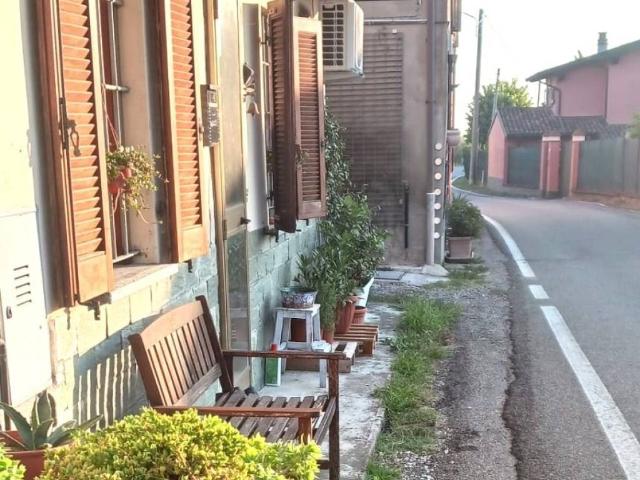 Casa indipendente in vendita a Montù Beccaria PV