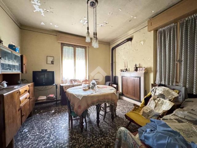 Casa indipendente in vendita a Montù Beccaria PV