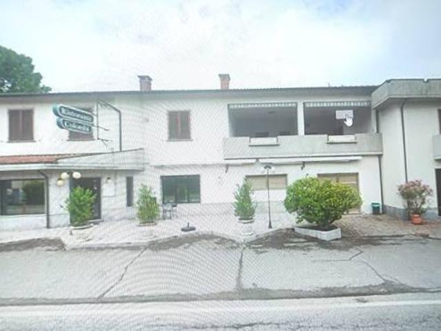 Casa indipendente in vendita a Montù Beccaria PV