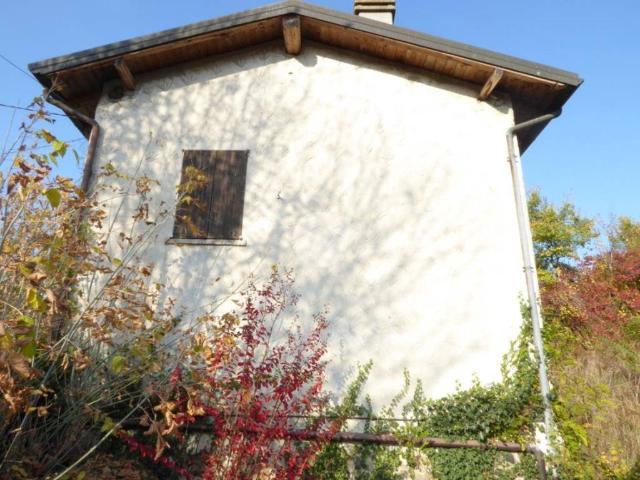 Casa indipendente in vendita a Montù Beccaria PV