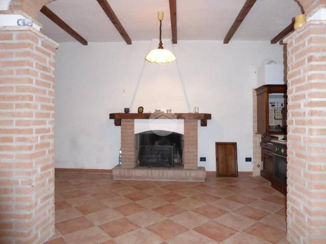 Casa indipendente in vendita a Montù Beccaria PV
