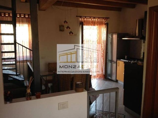 Casa indipendente in vendita a Monza MB