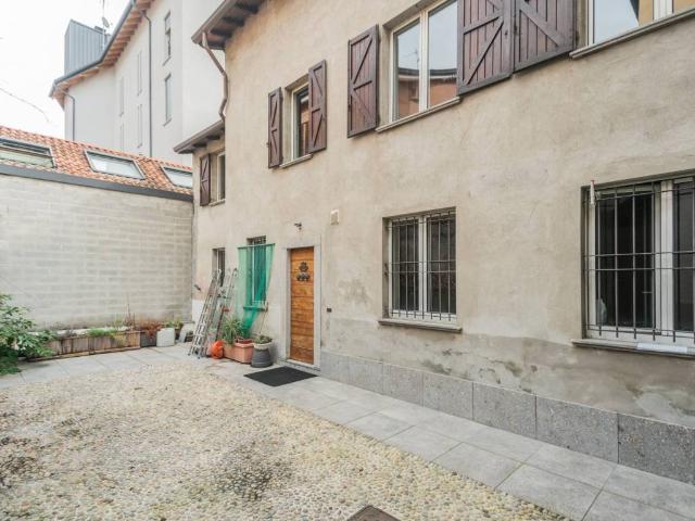Casa indipendente in vendita a Monza MB