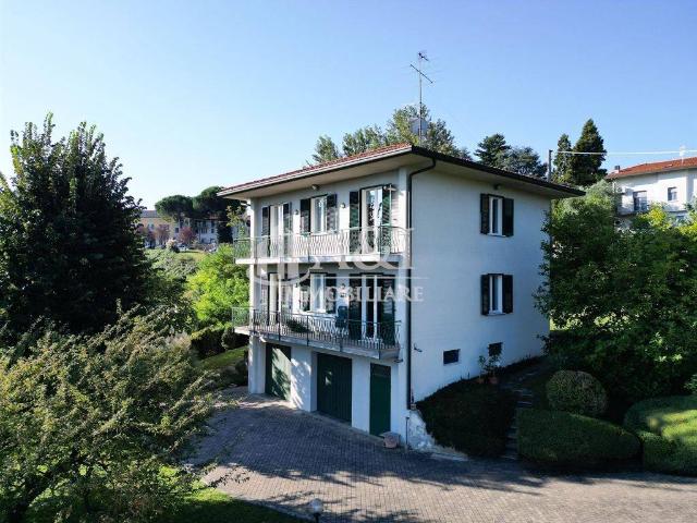 Casa indipendente in vendita a Monza MB