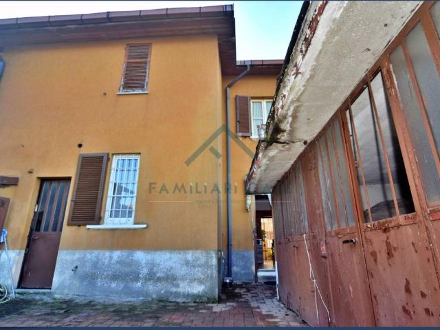 Casa indipendente in vendita a Morazzone VA