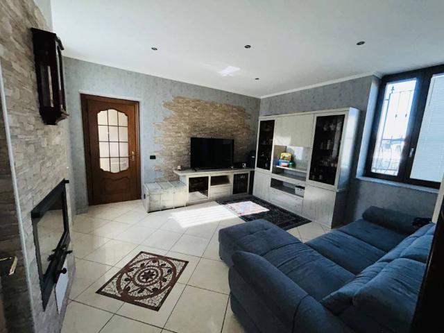 Casa indipendente in vendita a Mornago VA