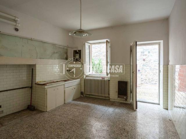 Casa indipendente in vendita a Matelica MC