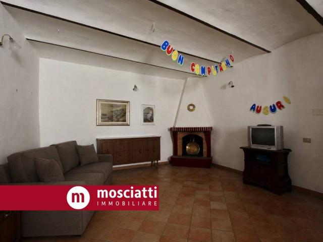 Casa indipendente in vendita a Matelica MC