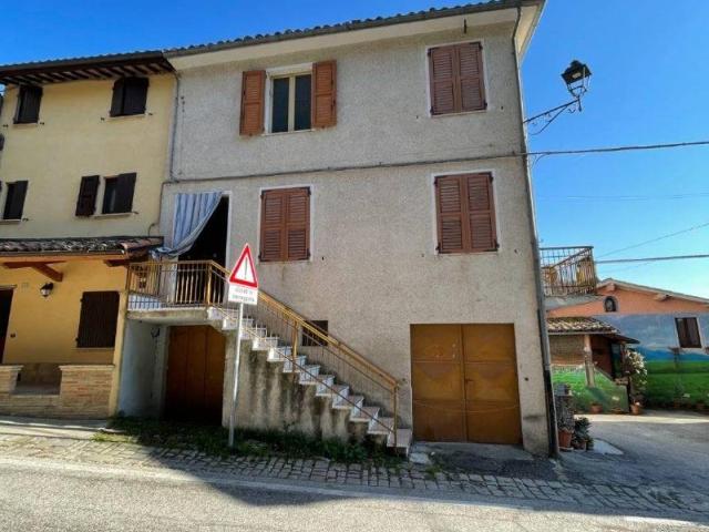 Casa indipendente in vendita a Matelica MC