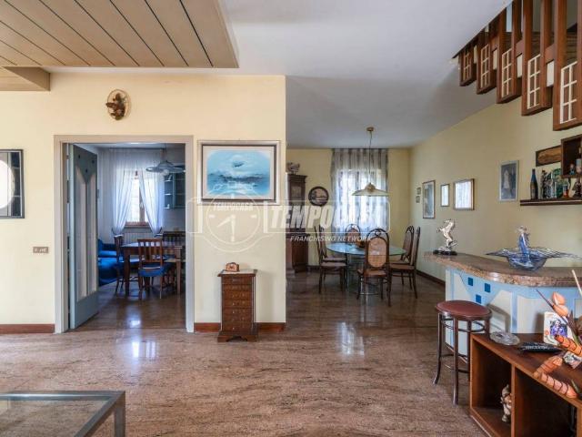 Casa indipendente in vendita a Matelica MC