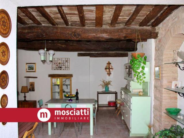 Casa indipendente in vendita a Matelica MC
