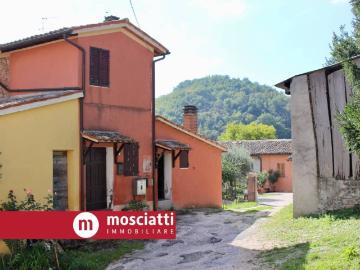 Casa indipendente in vendita a Matelica MC