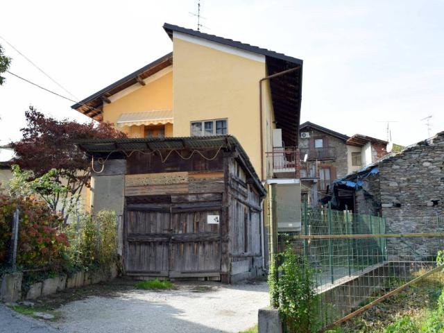 Casa indipendente in vendita a Mattie TO