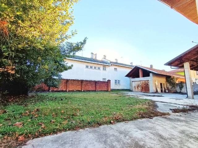 Casa indipendente in vendita a Mazzè TO