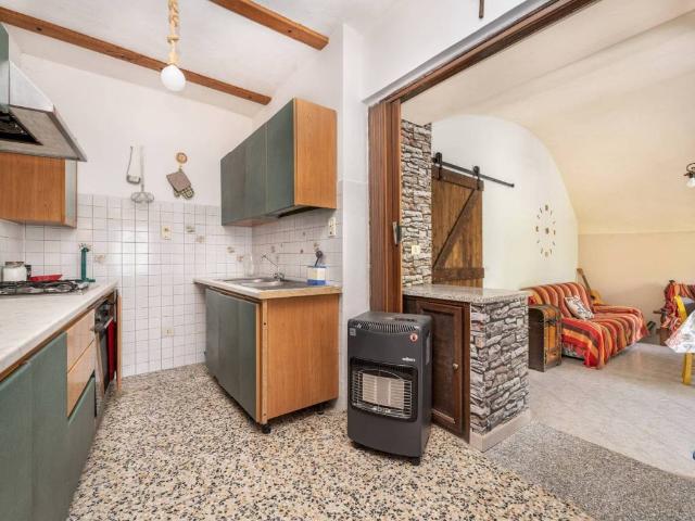 Casa indipendente in vendita a Macra CN