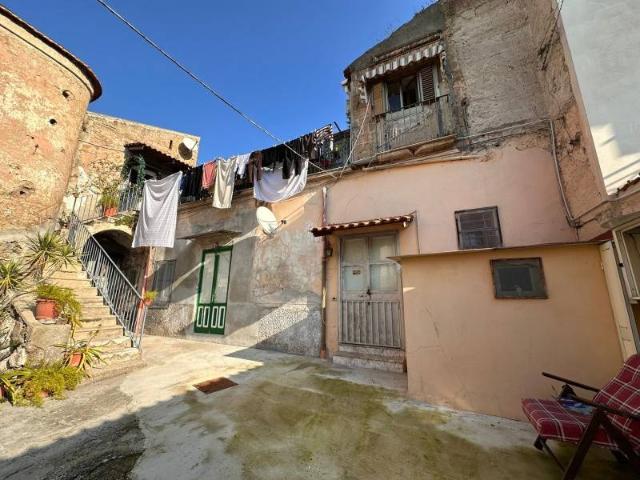 Casa indipendente in vendita a Maddaloni CE
