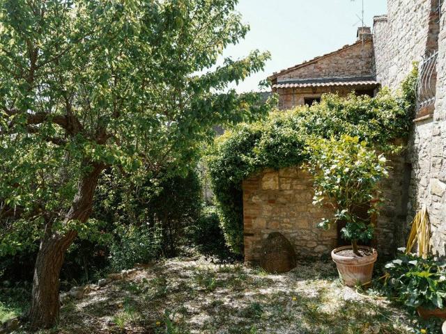 Casa indipendente in vendita a Magione PG
