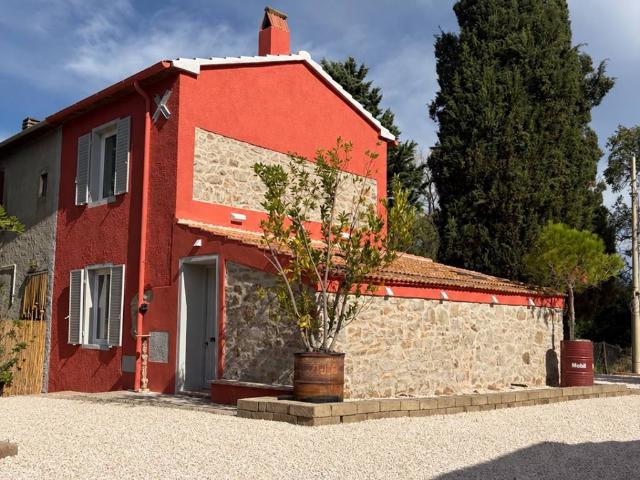Casa indipendente in vendita a Magliano in Toscana GR