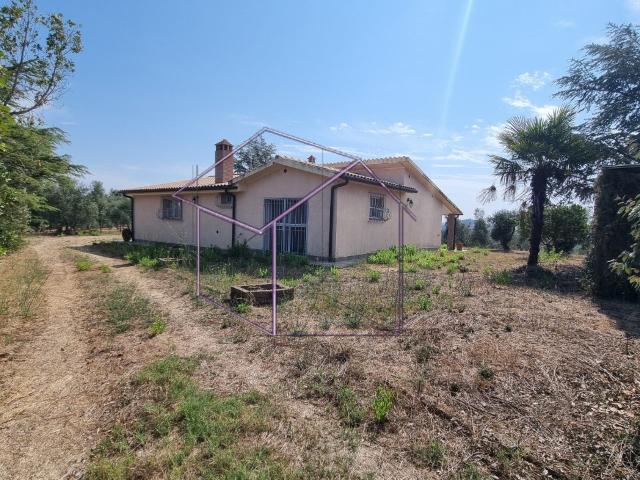 CASA INDIPENDENTE in VENDITA a MAGLIANO IN TOSCANA MONTIANO di 5 vani