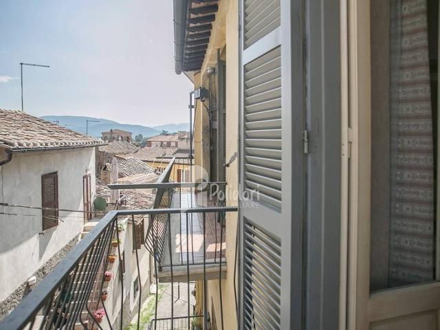 Casa indipendente in vendita a Magliano Sabina RI
